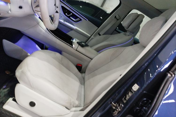 Used Mercedes-Benz EQE SUV 2023 350 4MATIC Luxury Edition Left Front Seat