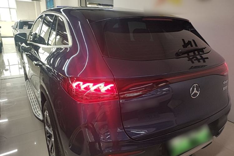 Used Mercedes-Benz EQE SUV 2023 350 4MATIC Pioneer Edition Rear Left 45 Deg