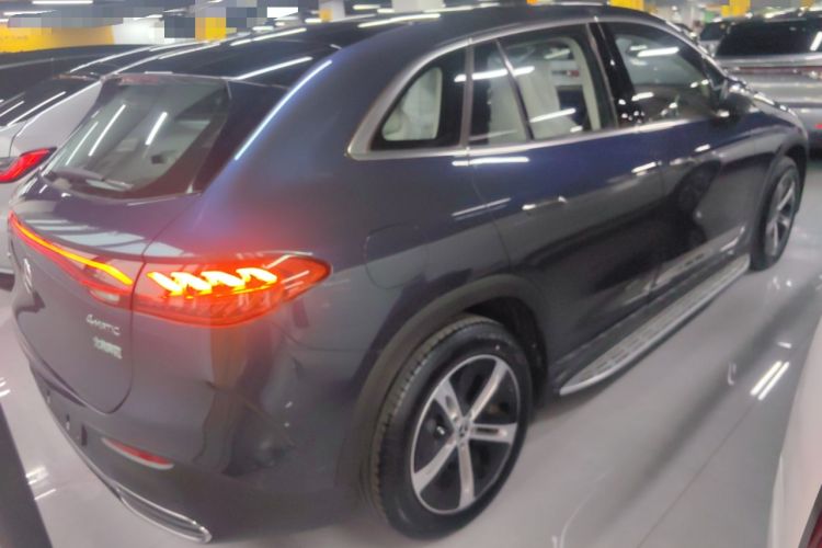 Used Mercedes-Benz EQE SUV 2023 350 4MATIC Pioneer Edition Rear Right 45 Deg