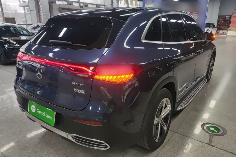 Used Mercedes-Benz EQE SUV 2023 350 4MATIC Pioneer Edition Rear Right 45 Deg