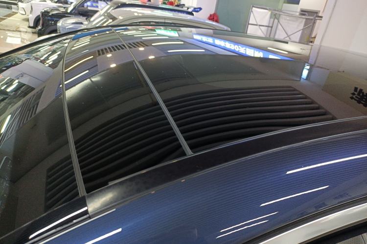 Used Mercedes-Benz EQE SUV 2023 350 4MATIC Pioneer Edition Roof