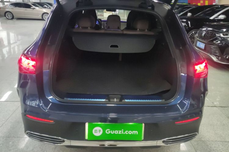 Used Mercedes-Benz EQE SUV 2023 350 4MATIC Pioneer Edition Trunk