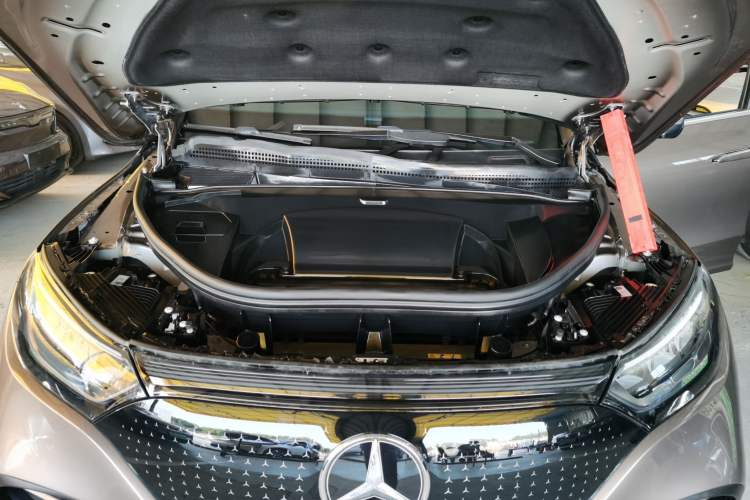 Used Mercedes-Benz EQE SUV 2023 350 4MATIC Luxury Edition Engine Bay