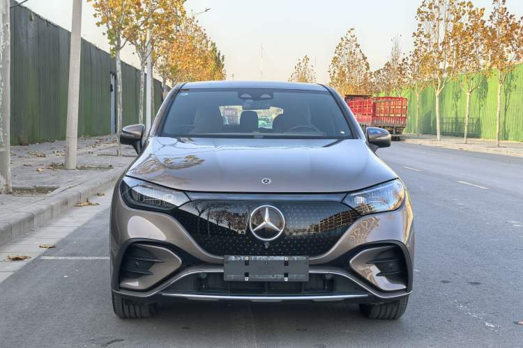 Used Mercedes-Benz EQE SUV 2023 350 4MATIC Luxury Edition Exterior 2