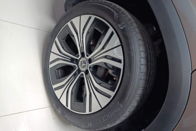 Used Mercedes-Benz EQE SUV 2023 350 4MATIC Luxury Edition Exterior 5