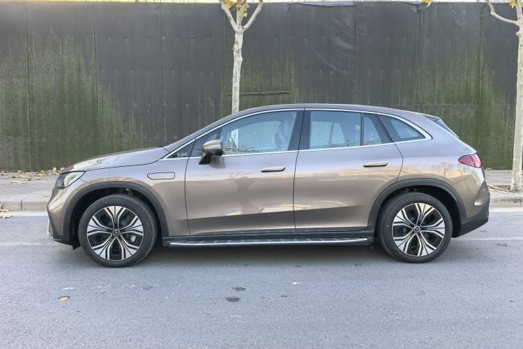 Used Mercedes-Benz EQE SUV 2023 350 4MATIC Luxury Edition Exterior 7
