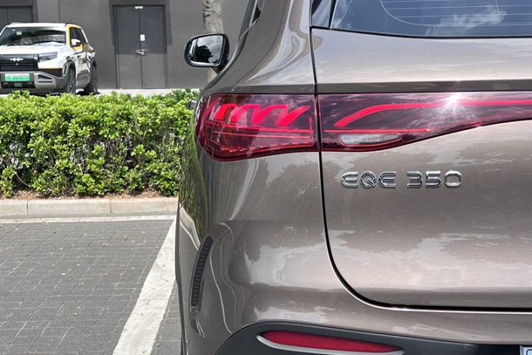 Used Mercedes-Benz EQE SUV 2023 350 4MATIC Luxury Edition Exterior 8