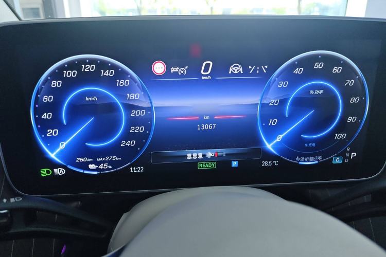 Used Mercedes-Benz EQE SUV 2023 350 4MATIC Luxury Edition Instrument Cluster