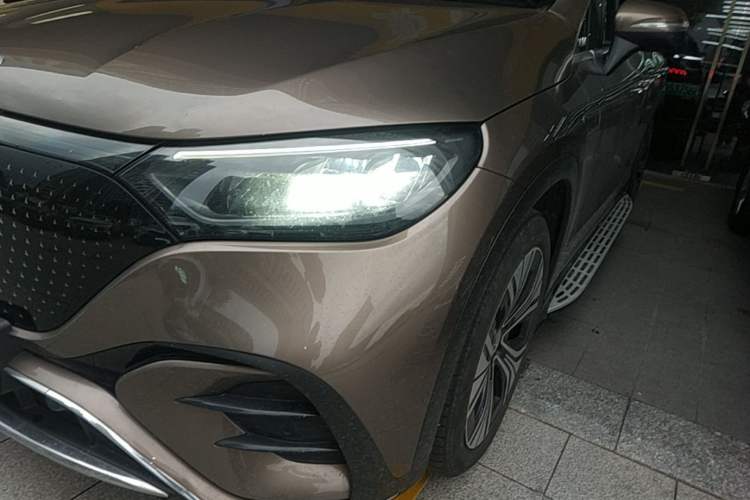 Used Mercedes-Benz EQE SUV 2023 350 4MATIC Luxury Edition Left Front Headlight