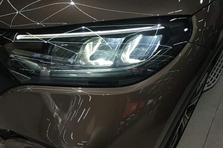 Used Mercedes-Benz EQE SUV 2023 350 4MATIC Luxury Edition Left Front Headlight