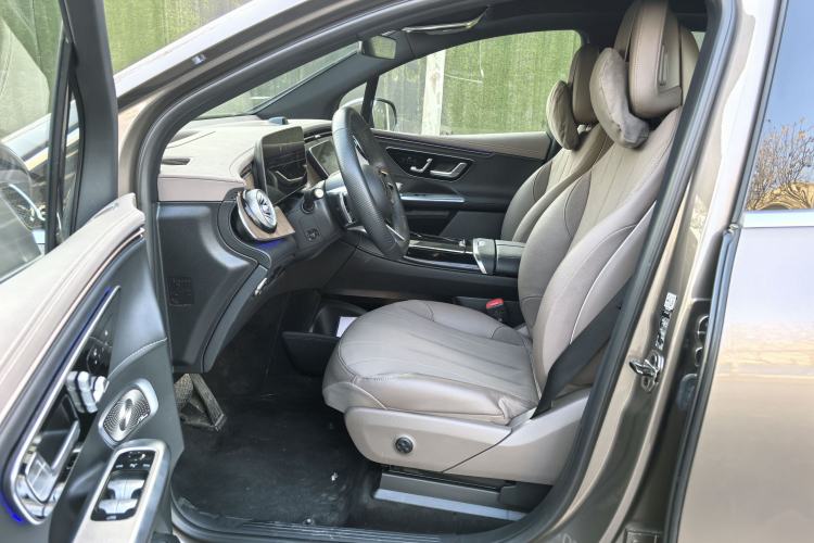 Used Mercedes-Benz EQE SUV 2023 350 4MATIC Luxury Edition Left Front Seat
