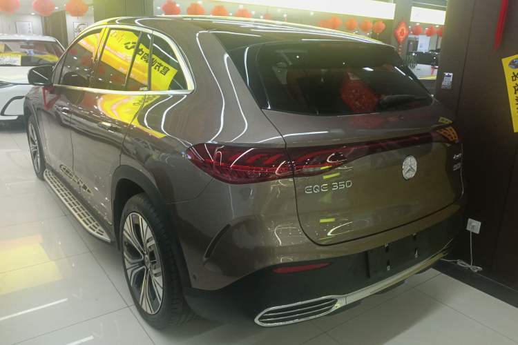 Used Mercedes-Benz EQE SUV 2023 350 4MATIC Luxury Edition Rear Left 45 Deg