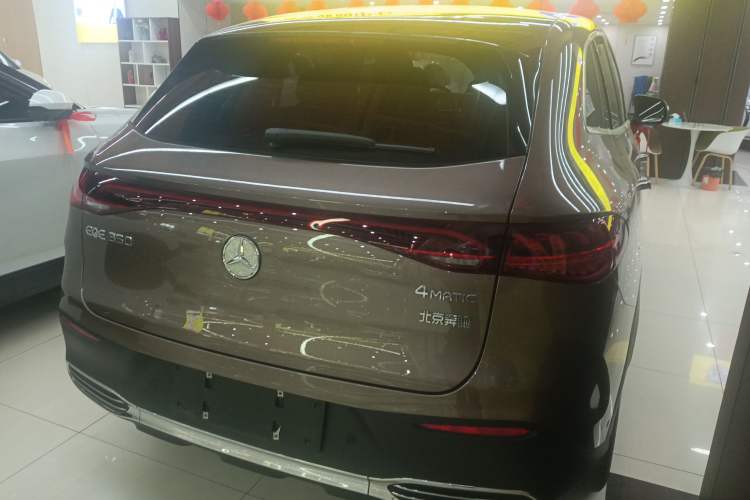 Used Mercedes-Benz EQE SUV 2023 350 4MATIC Luxury Edition Rear Right 45 Deg