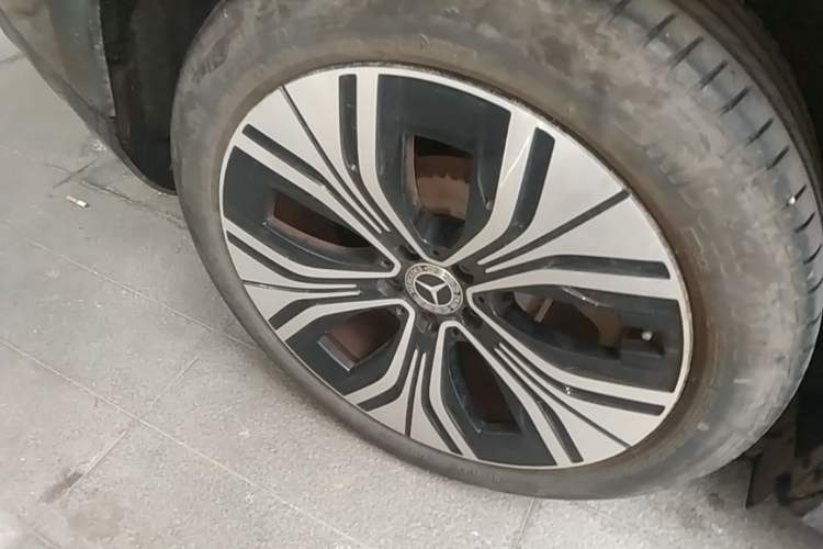 Used Mercedes-Benz EQE SUV 2023 350 4MATIC Luxury Edition Right Rear Wheel Hub