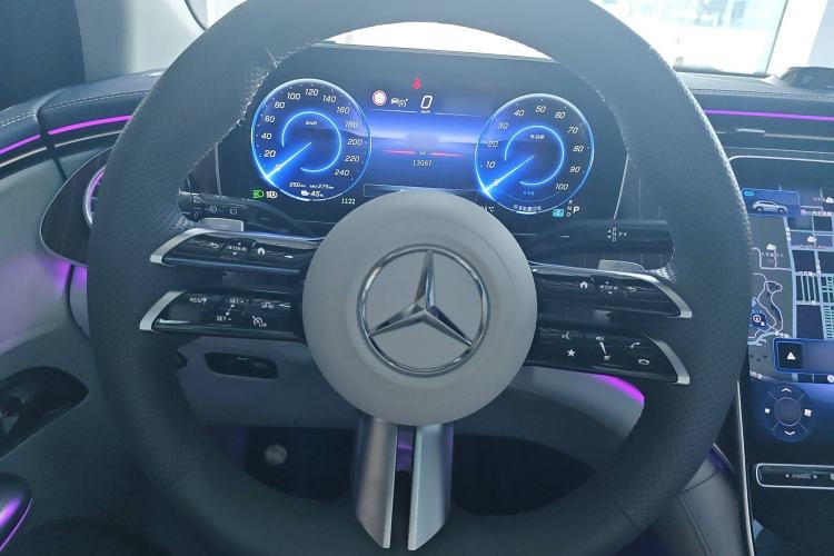 Used Mercedes-Benz EQE SUV 2023 350 4MATIC Luxury Edition Steering Wheel