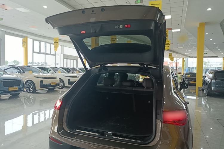Used Mercedes-Benz EQE SUV 2023 500 4MATIC Trunk