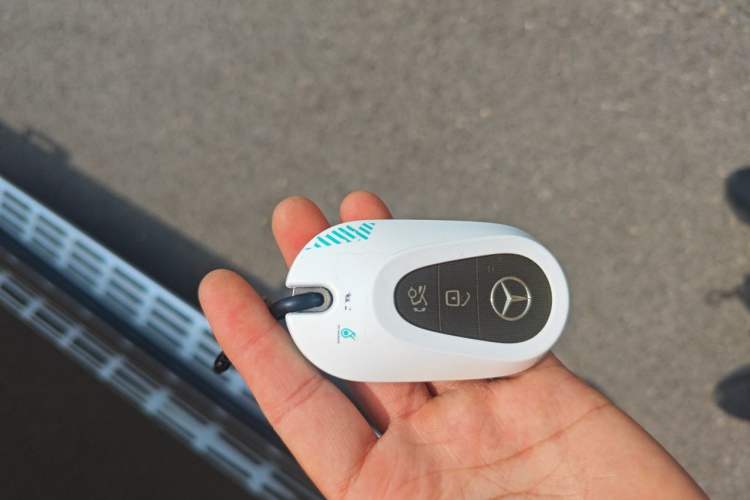 Used Mercedes-Benz EQE SUV 2023 350 4MATIC Pioneer Edition Vehicle Key
