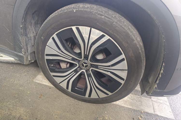 Used Mercedes-Benz EQE SUV 2023 350 4MATIC Luxury Edition Right Front Wheel Hub