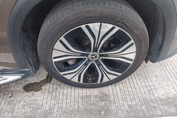 Used Mercedes-Benz EQE SUV 2023 350 4MATIC Luxury Edition Right Front Wheel Hub
