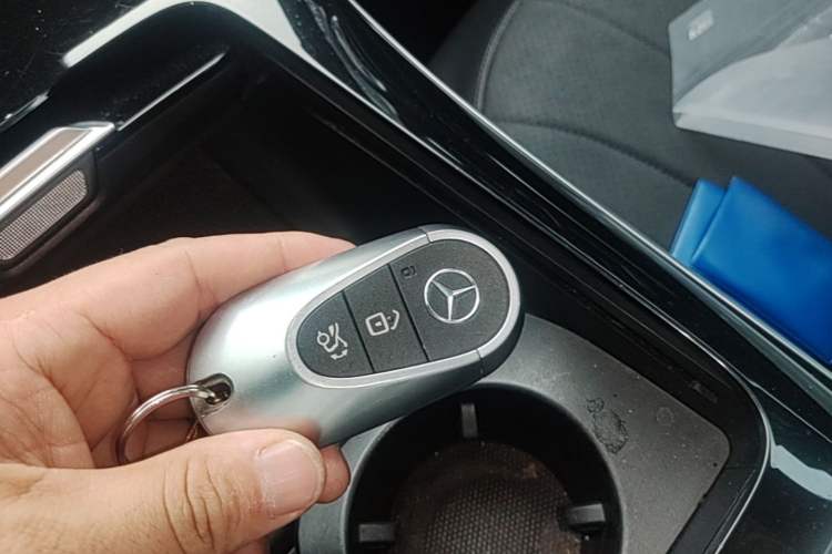 Used Mercedes-Benz EQE SUV 2023 350 4MATIC Luxury Edition Vehicle Key