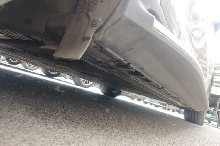 Used Mercedes-Benz EQE SUV 2023 500 4MATIC Chassis Rear Right