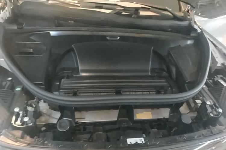 Used Mercedes-Benz EQE SUV 2023 350 4MATIC Pioneer Edition Engine Bay