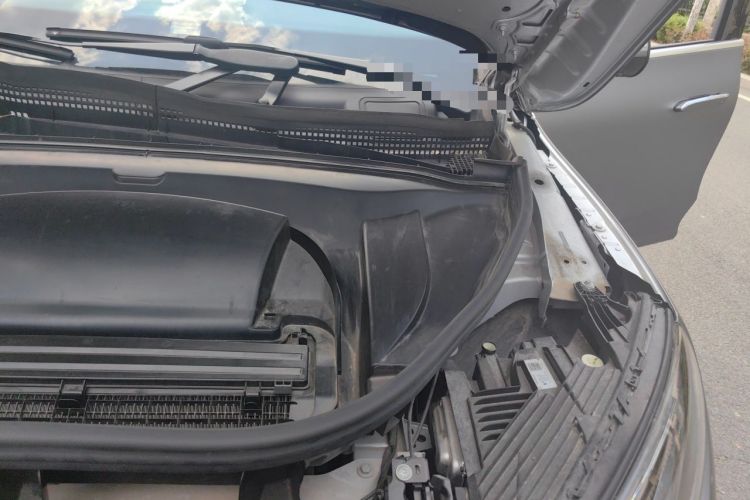 Used Mercedes-Benz EQE SUV 2023 350 4MATIC Pioneer Edition Engine Bay Left
