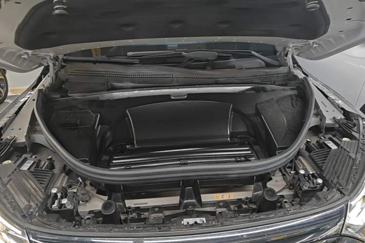 Used Mercedes-Benz EQE SUV 2023 350 4MATIC Luxury Edition Engine Bay