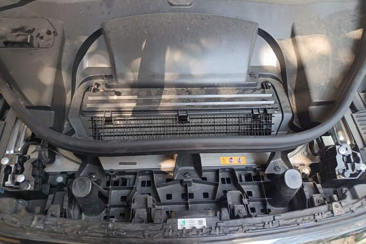 Used Mercedes-Benz EQE SUV 2023 350 4MATIC Pioneer Edition Engine Bay