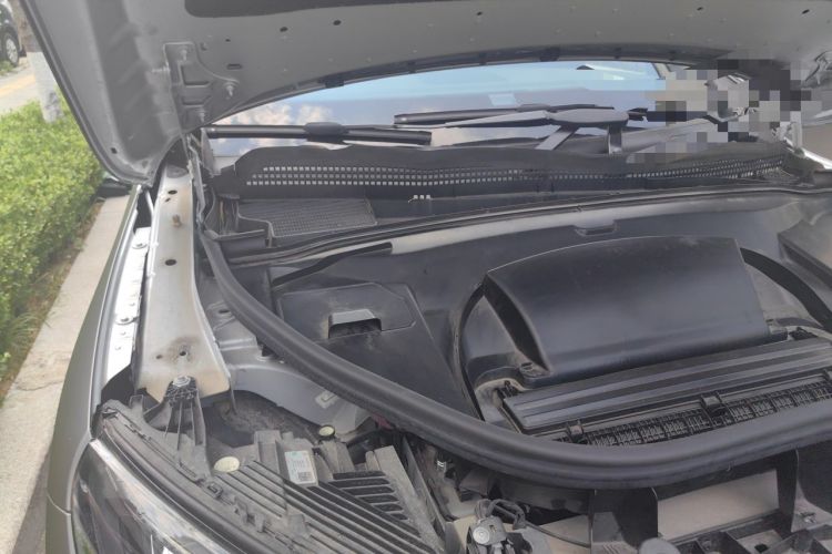 Used Mercedes-Benz EQE SUV 2023 350 4MATIC Pioneer Edition Engine Bay Right