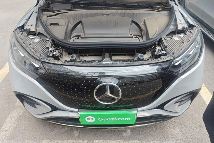 Used Mercedes-Benz EQE SUV 2023 500 4MATIC Engine Bay