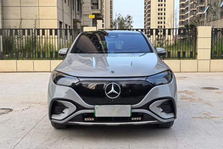 Used Mercedes-Benz EQE SUV 2023 350 4MATIC Pioneer Edition Exterior 1