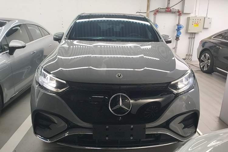Used Mercedes-Benz EQE SUV 2023 350 4MATIC Pioneer Edition Front