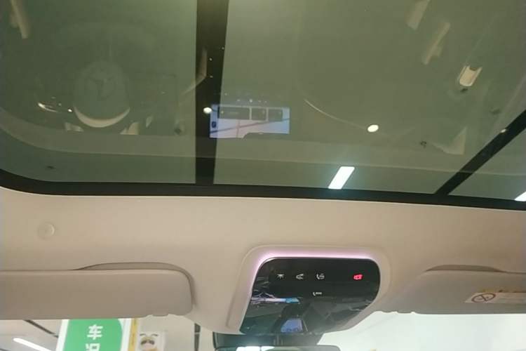 Used Mercedes-Benz EQE SUV 2023 350 4MATIC Pioneer Edition Headliner