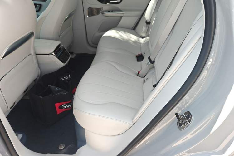 Used Mercedes-Benz EQE SUV 2023 500 4MATIC Left Rear Seat