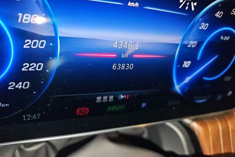 Used Mercedes-Benz EQE SUV 2023 350 4MATIC Pioneer Edition Odometer Close Up