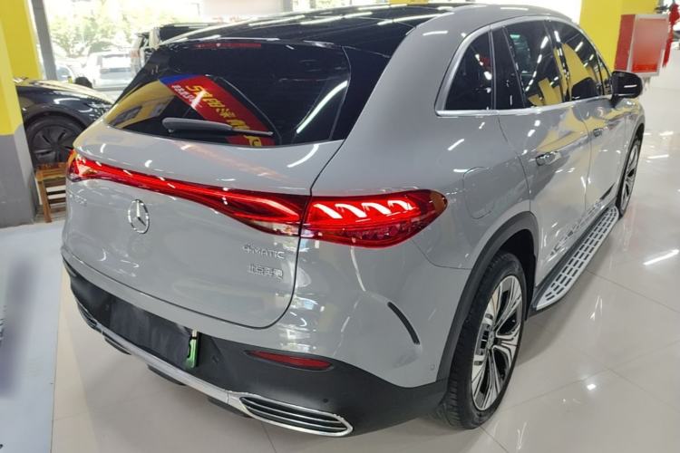 Used Mercedes-Benz EQE SUV 2023 350 4MATIC Luxury Edition Rear Right 45 Deg