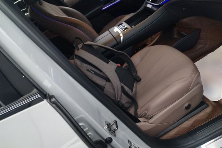 Used Mercedes-Benz EQE SUV 2023 500 4MATIC Right Front Seat