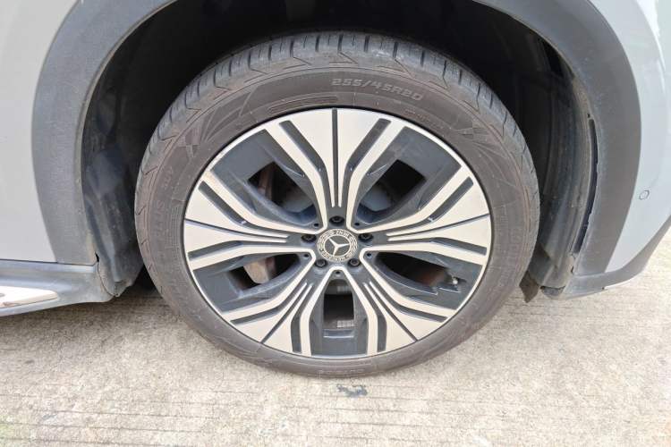 Used Mercedes-Benz EQE SUV 2023 350 4MATIC Luxury Edition Right Front Wheel Hub