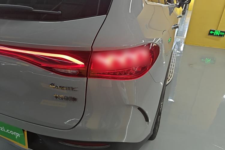 Used Mercedes-Benz EQE SUV 2023 350 4MATIC Luxury Edition Right Rear Taillight