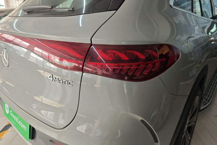 Used Mercedes-Benz EQE SUV 2023 350 4MATIC Luxury Edition Right Rear Taillight