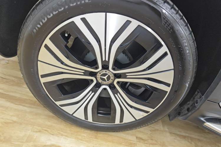 Used Mercedes-Benz EQE SUV 2023 350 4MATIC Luxury Edition Right Rear Wheel Hub