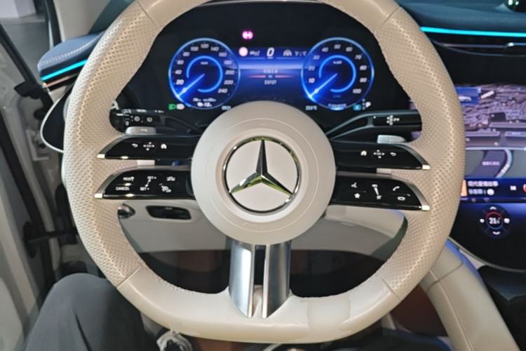 Used Mercedes-Benz EQE SUV 2023 500 4MATIC Steering Wheel