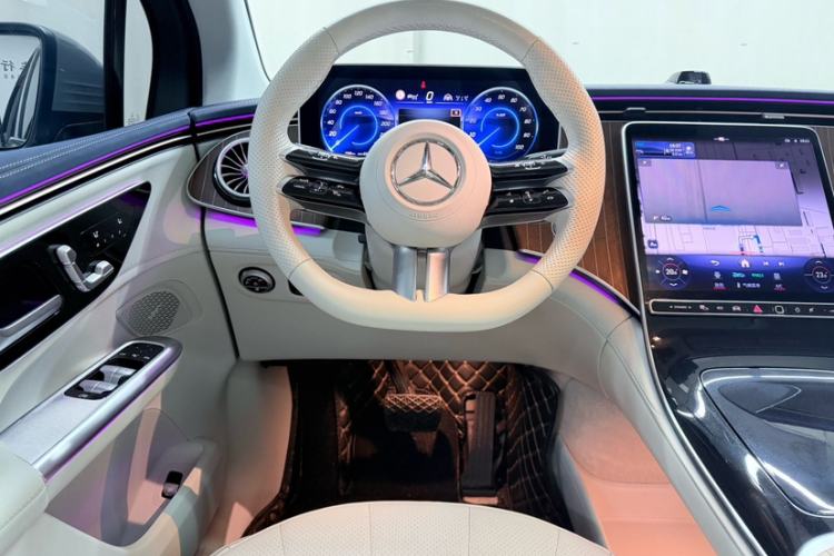 Used Mercedes-Benz EQE SUV 2023 350 4MATIC Luxury Edition Steering Wheel
