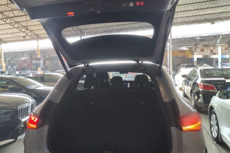 Used Mercedes-Benz EQE SUV 2023 350 4MATIC Luxury Edition Trunk
