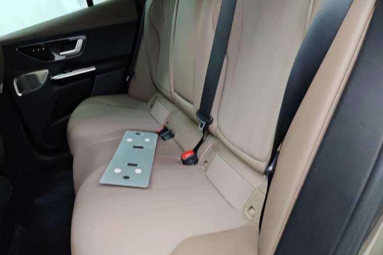 Used Mercedes-Benz EQE SUV 2023 350 4MATIC Pioneer Edition Left Rear Seat