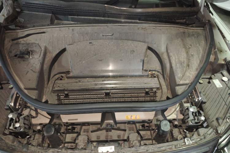 Used Mercedes-Benz EQE SUV 2023 500 4MATIC Special Edition Engine Bay