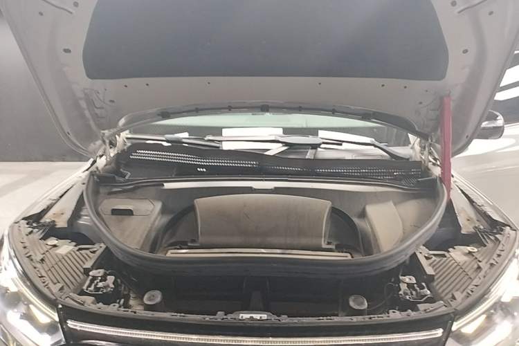 Used Mercedes-Benz EQE SUV 2023 500 4MATIC Special Edition Engine Bay