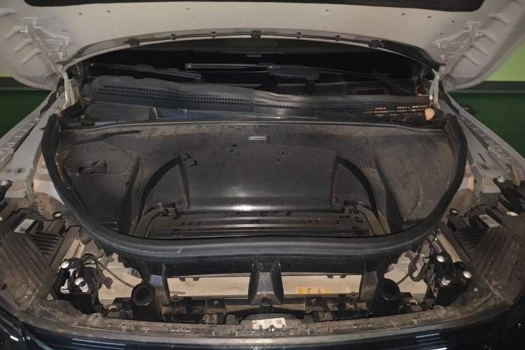 Used Mercedes-Benz EQE SUV 2023 350 4MATIC Pioneer Edition Engine Bay