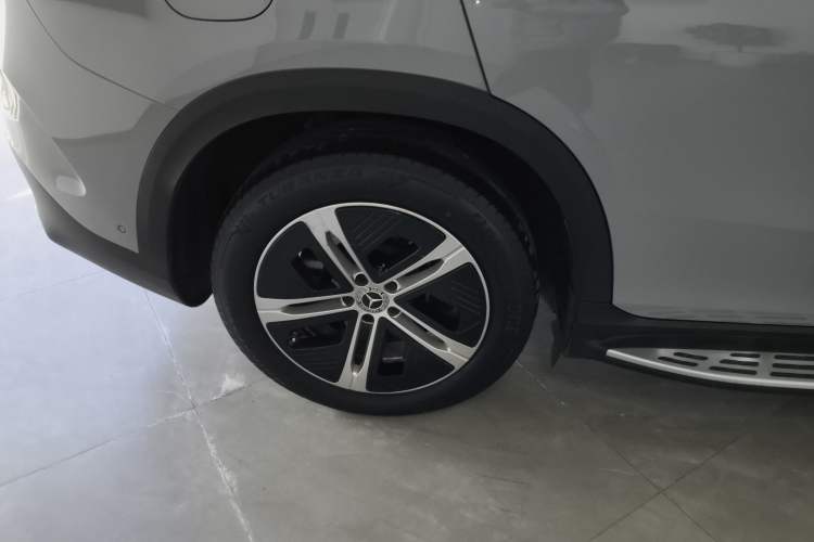 Used Mercedes-Benz EQE SUV 2023 350 4MATIC Pioneer Edition Exterior 8